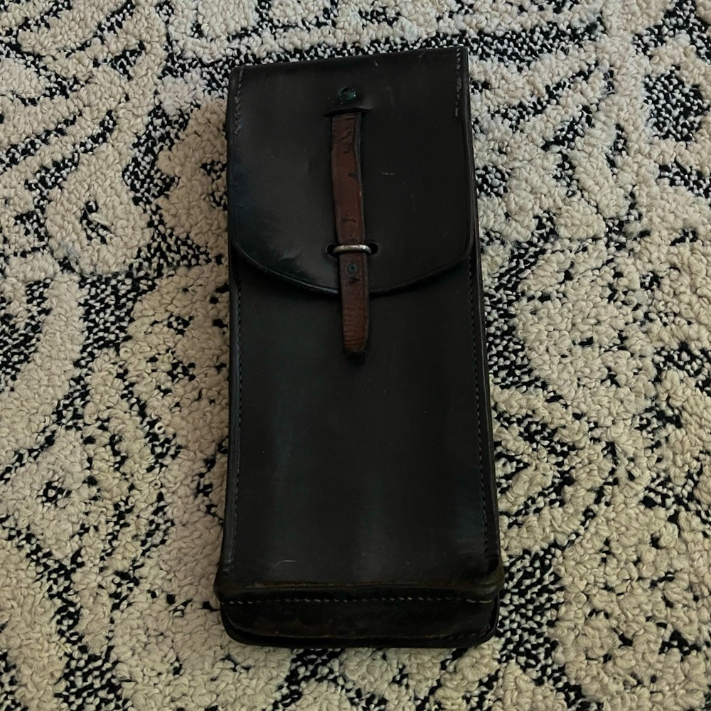 World War 2 Leather Ammunition Pouch